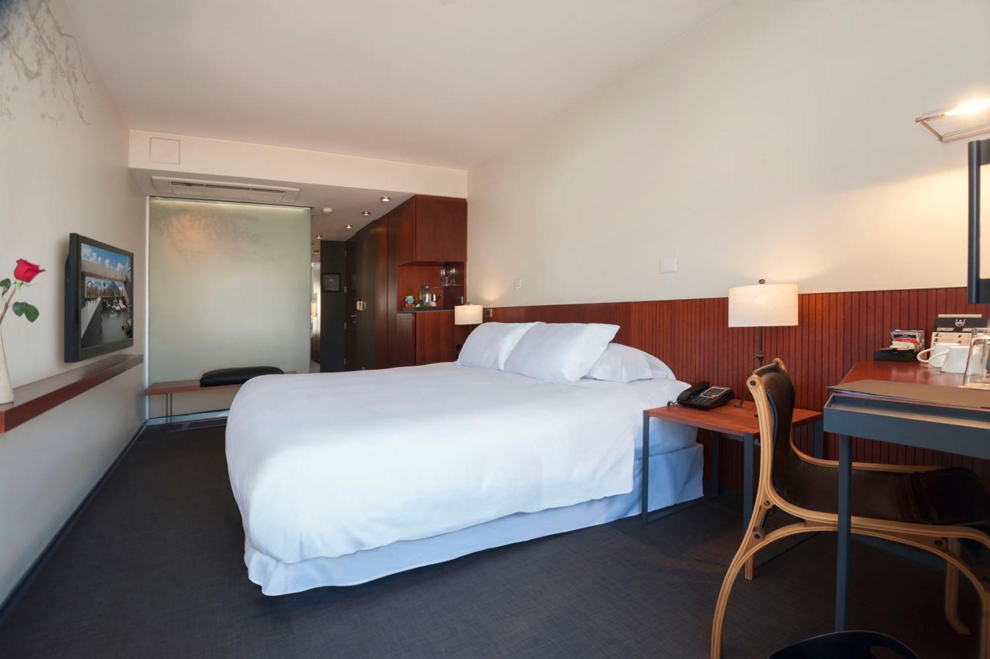 Superior Queen Room,1769834130:JPEG